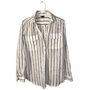 Ann Taylor White with Black Pinstripes 1-Button Shirt - Size Large